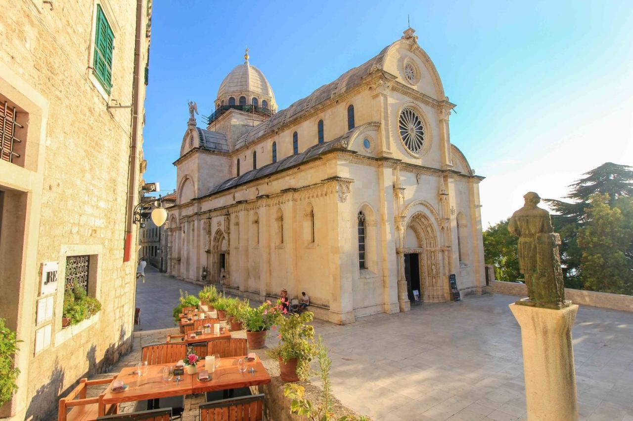 Urban Lights Hideaway - City Center Sibenik Bagian luar foto
